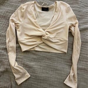 VICI off white twisted top small